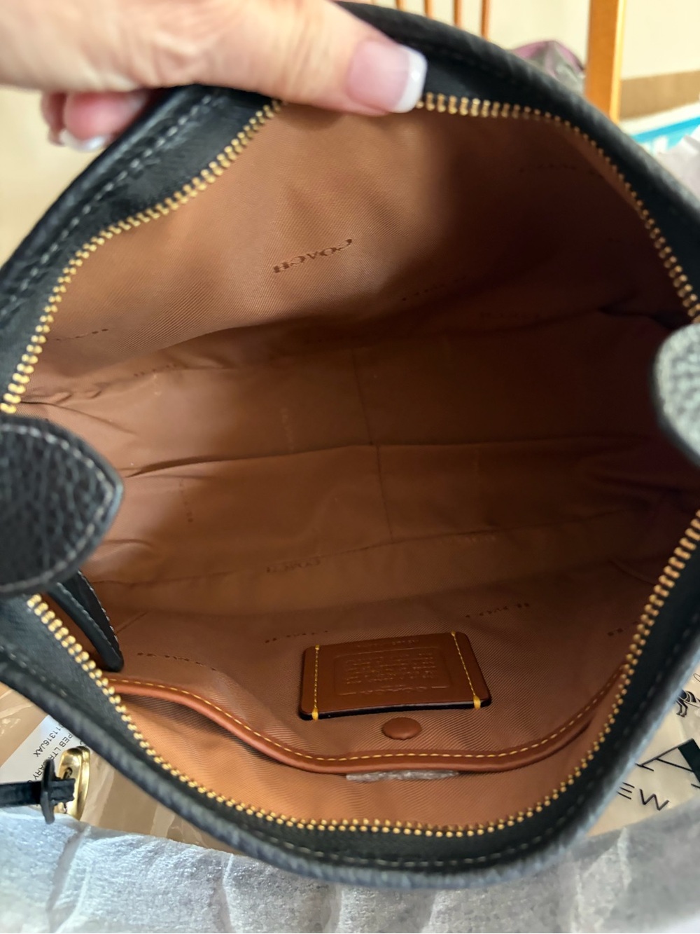 Coach Black Pebbled Leather Shoulder Bag with Gold-Tone Hardware - Picture 3 of 8